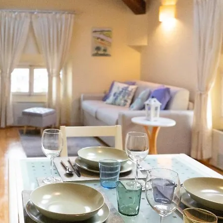 50mt Dalle Mura+parcheggio*appartamento Tipico* Apartment *